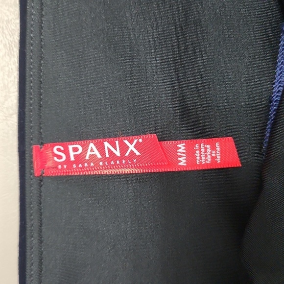 Spanx Blue Velvet Leggings - Picture 6 of 8